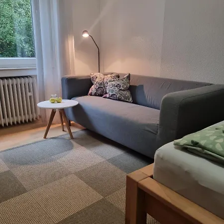 Hueschelrath Gemuetlich شقة