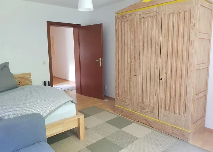 Апартаменты Hueschelrath Gemuetlich